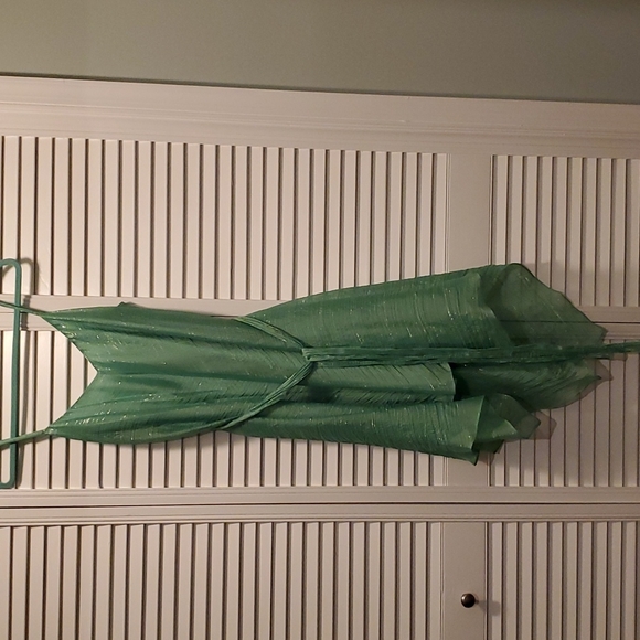 Dress - Pale Green With Silver Stripes, Ties at Waist, Kerchief Hem - Size 10 - Picture 5 of 7